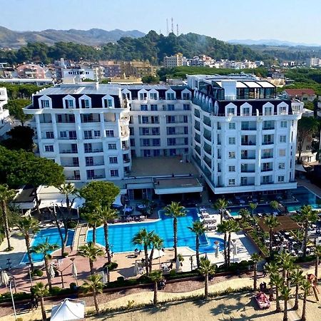 Fafa Premium Hotel & Spa Golem  Exterior photo