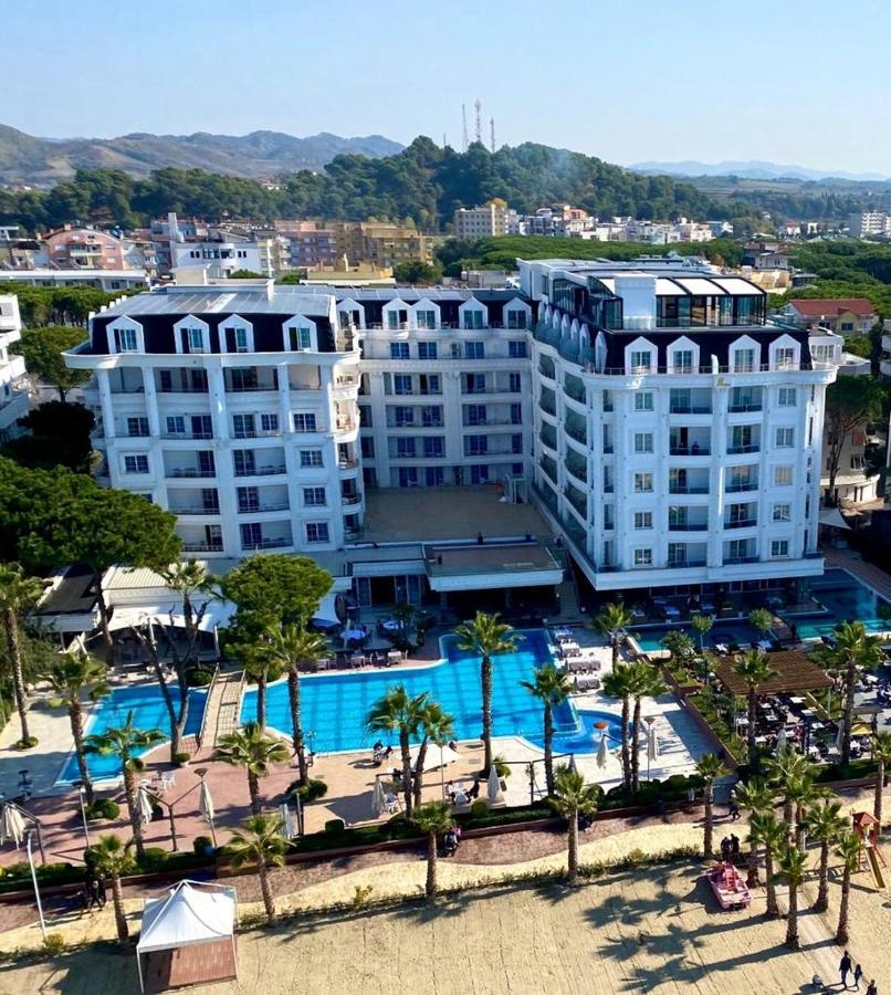 Fafa Premium Hotel & Spa Golem  Exterior photo